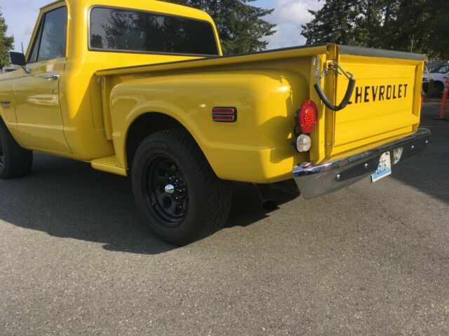 1972 Yellow Chevrolet K10 Pickup