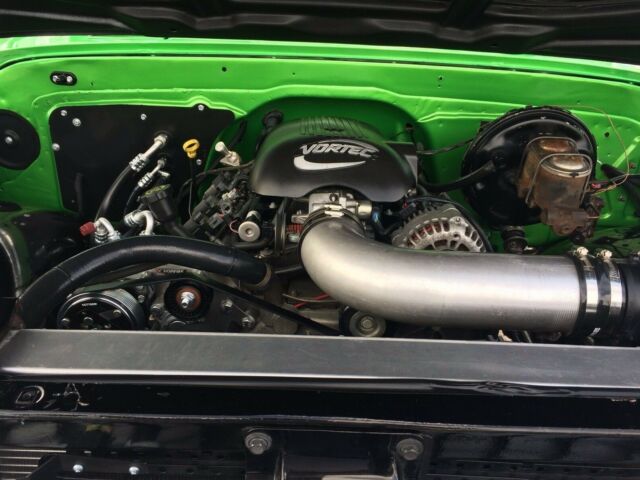 1972 Green Chevrolet C-10 Standard Cab Pickup