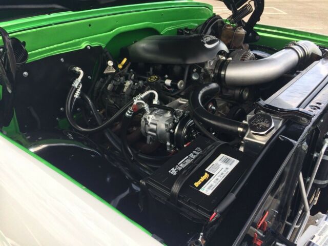 1972 Green Chevrolet C-10 Standard Cab Pickup