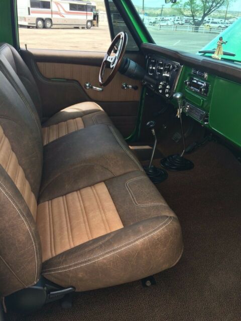 1972 Green Chevrolet C-10 Standard Cab Pickup