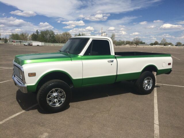 1972 Green Chevrolet C-10 Standard Cab Pickup