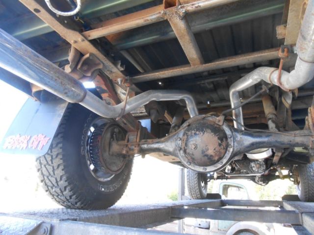 1972 Green Chevrolet C/K Pickup 2500