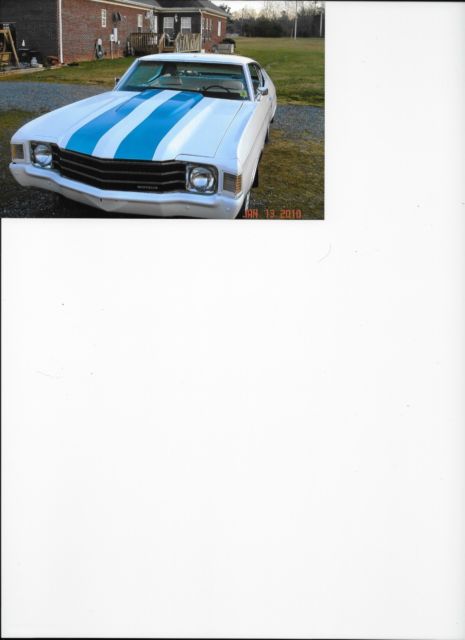 1972 White Chevrolet Malibu Coupe
