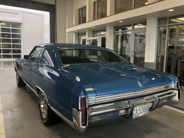 1972 White Chevrolet Monte Carlo Coupe