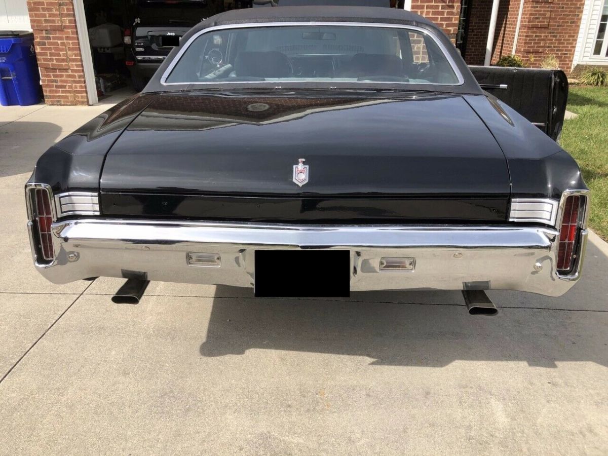 1972 Black Chevrolet Monte Carlo Coupe