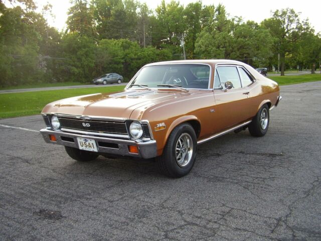 1972 Gold Chevrolet Nova