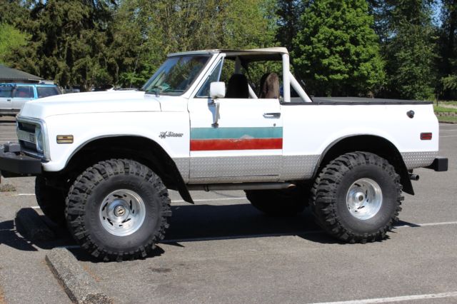 1972 White Chevrolet Blazer Convertible