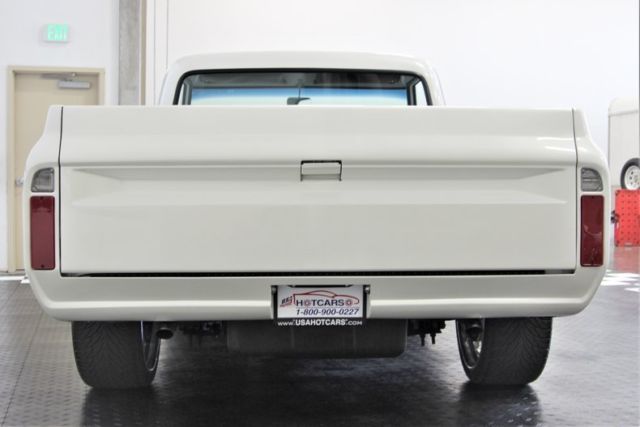 1972 White Chevrolet C-10 Pickup Truck
