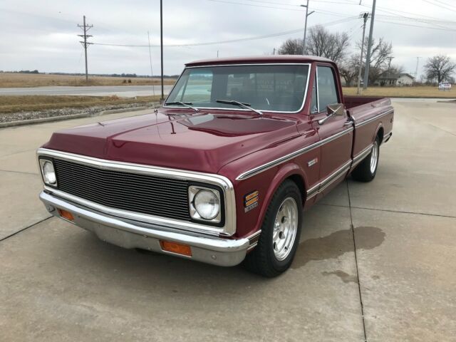 1972 Burgundy Chevrolet Cheyenne