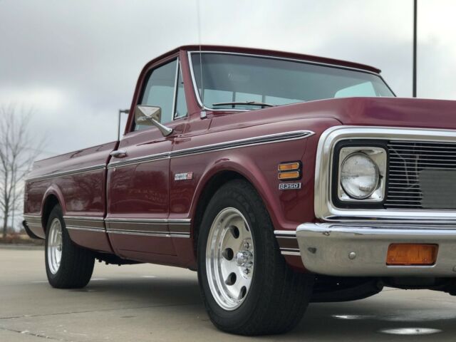 1972 Burgundy Chevrolet Cheyenne
