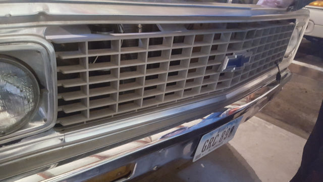 1972 hugger orange and white Chevrolet C/K Pickup 2500 Standard Cab Pickup