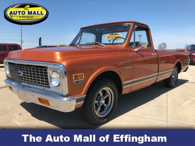 1972 Orange Chevrolet C-10 --
