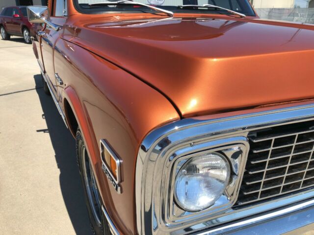 1972 Orange Chevrolet C-10 --