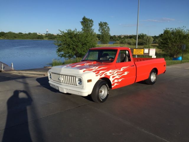 1972 Orange and white Chevrolet C-10