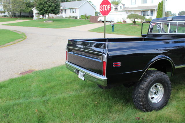 1972 Black Chevrolet C-10