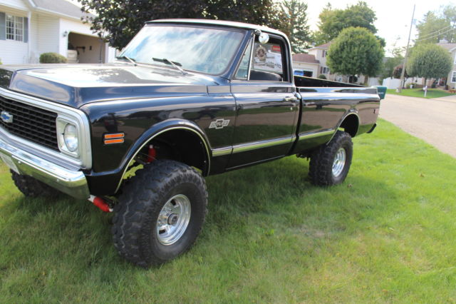 1972 Black Chevrolet C-10