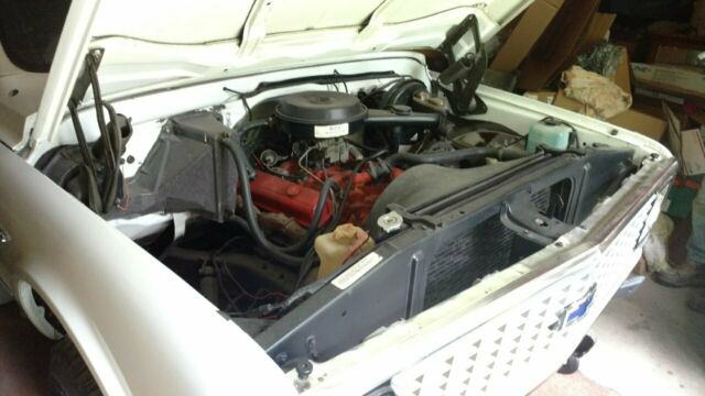 1972 White Chevrolet Blazer