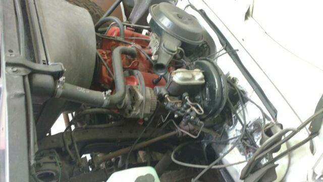 1972 White Chevrolet Blazer