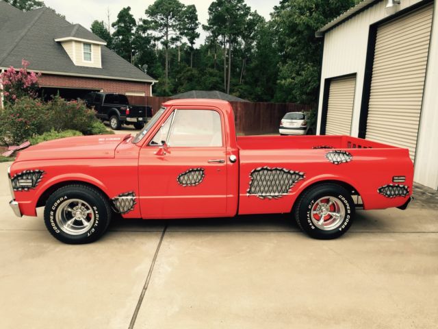 1972 Orange Chevrolet C-10 Standard Cab Pickup