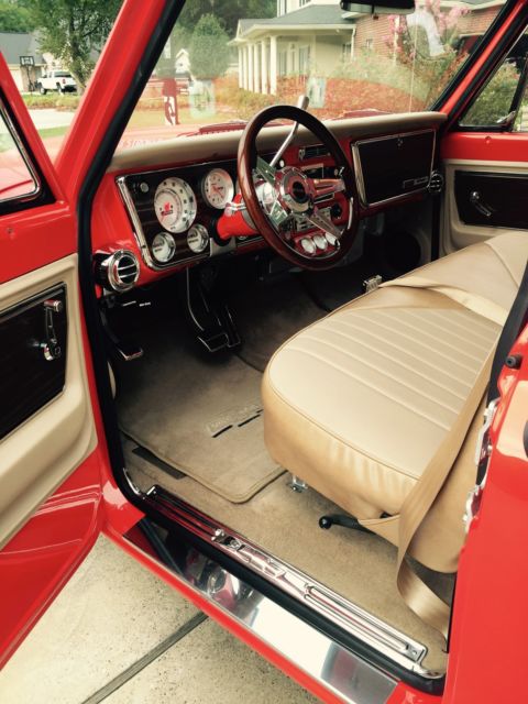 1972 Orange Chevrolet C-10 Standard Cab Pickup