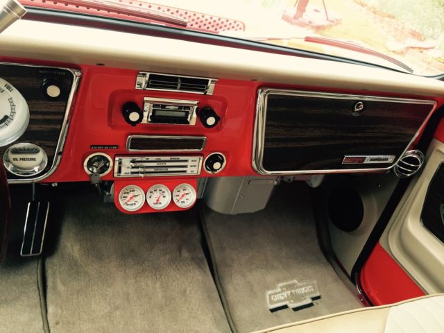 1972 Orange Chevrolet C-10 Standard Cab Pickup