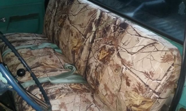 1972 WHITE AND GREEN Chevrolet C-10 Standard Cab Pickup