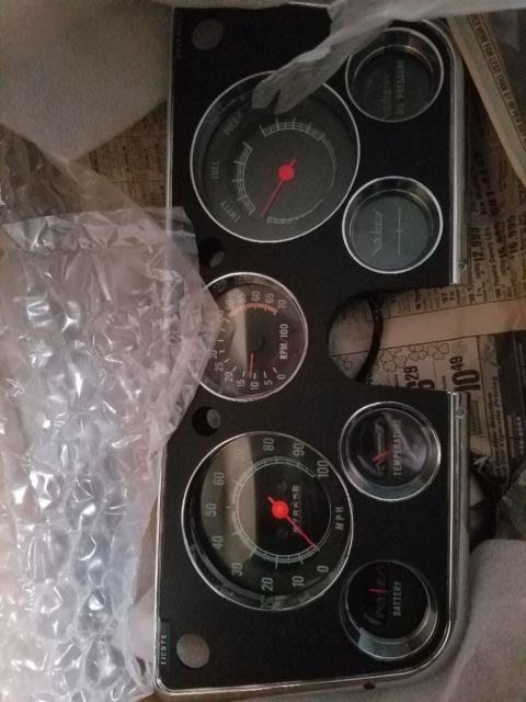 1972 Green/White Chevrolet C-10 Pickup