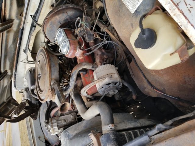 1972 White Chevrolet C-10 Pickup