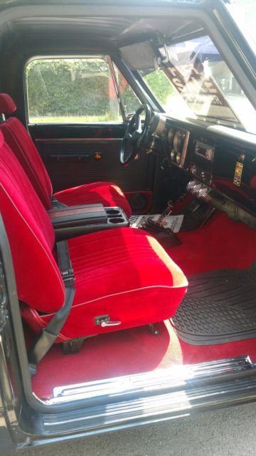 1972 Black Chevrolet C-10