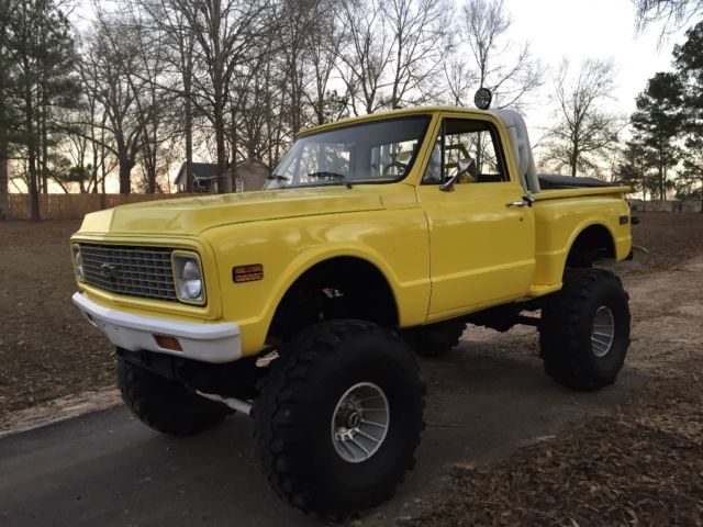 1972 Yellow Chevrolet C-10 Cab & Chassis