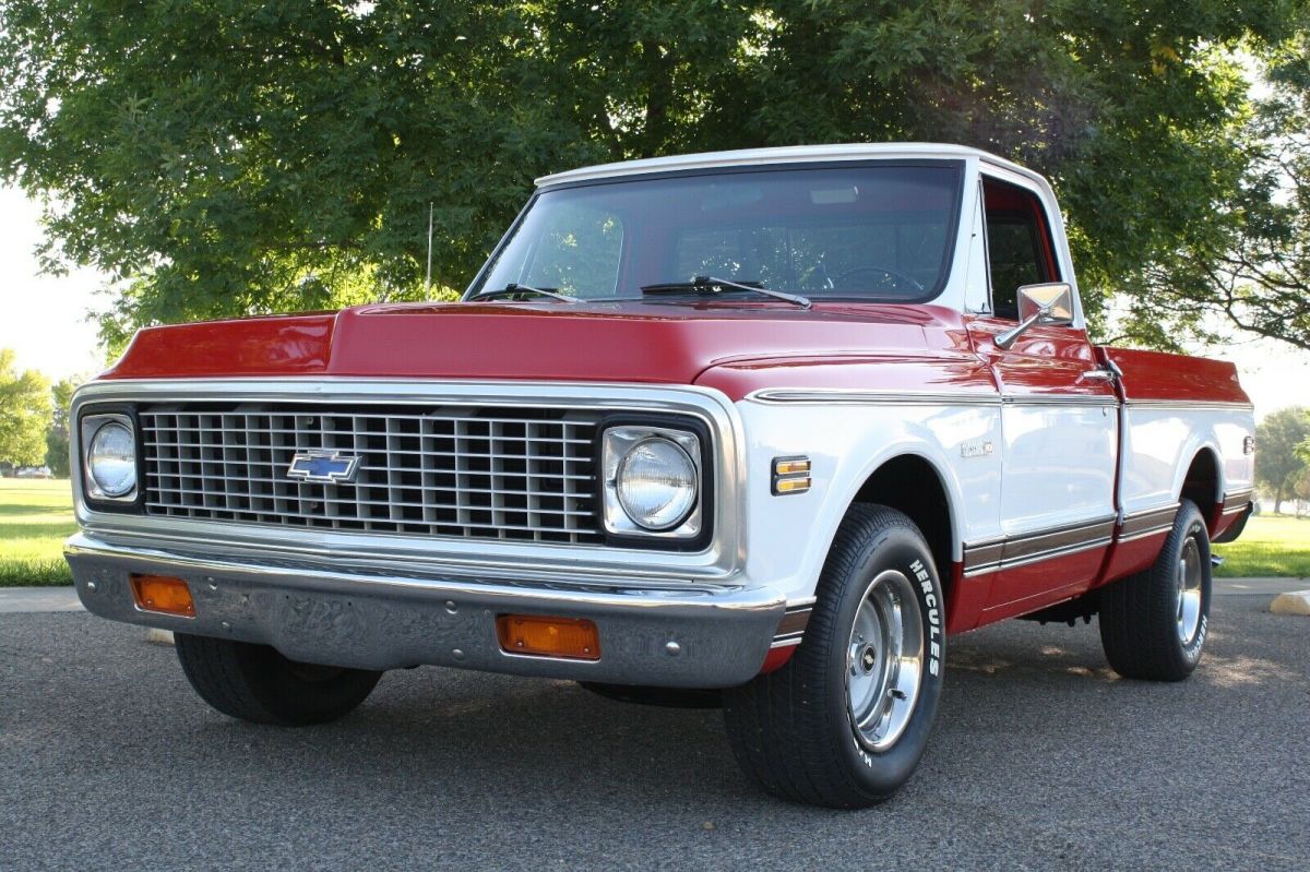 1972 Red Chevrolet C-10