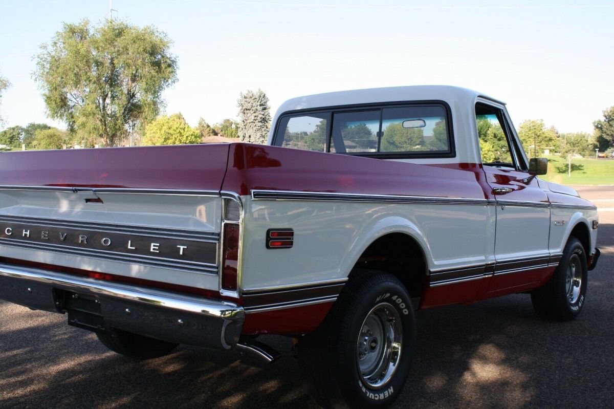 1972 Red Chevrolet C-10
