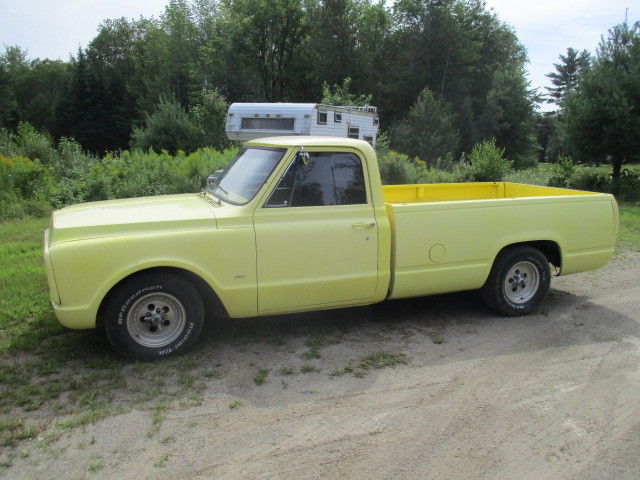 1972 Yellow Chevrolet C-10 Standard Cab Pickup