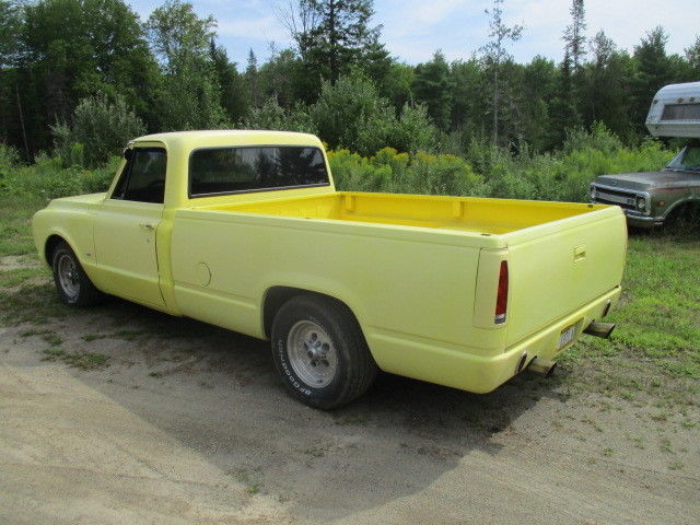 1972 Yellow Chevrolet C-10 Standard Cab Pickup