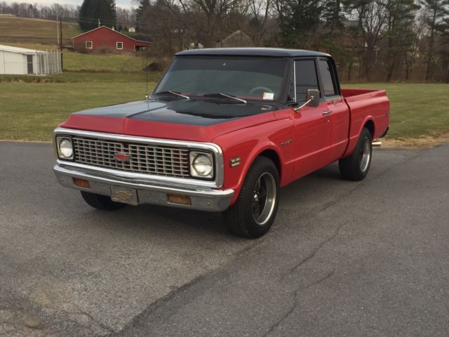 1972 Red Chevrolet C-10 Extended Cab Pickup