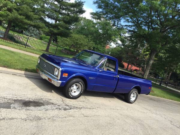 1972 Blue Chevrolet C-10 single cab