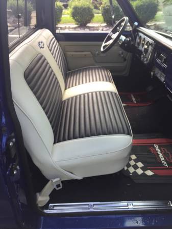 1972 Blue Chevrolet C-10 single cab