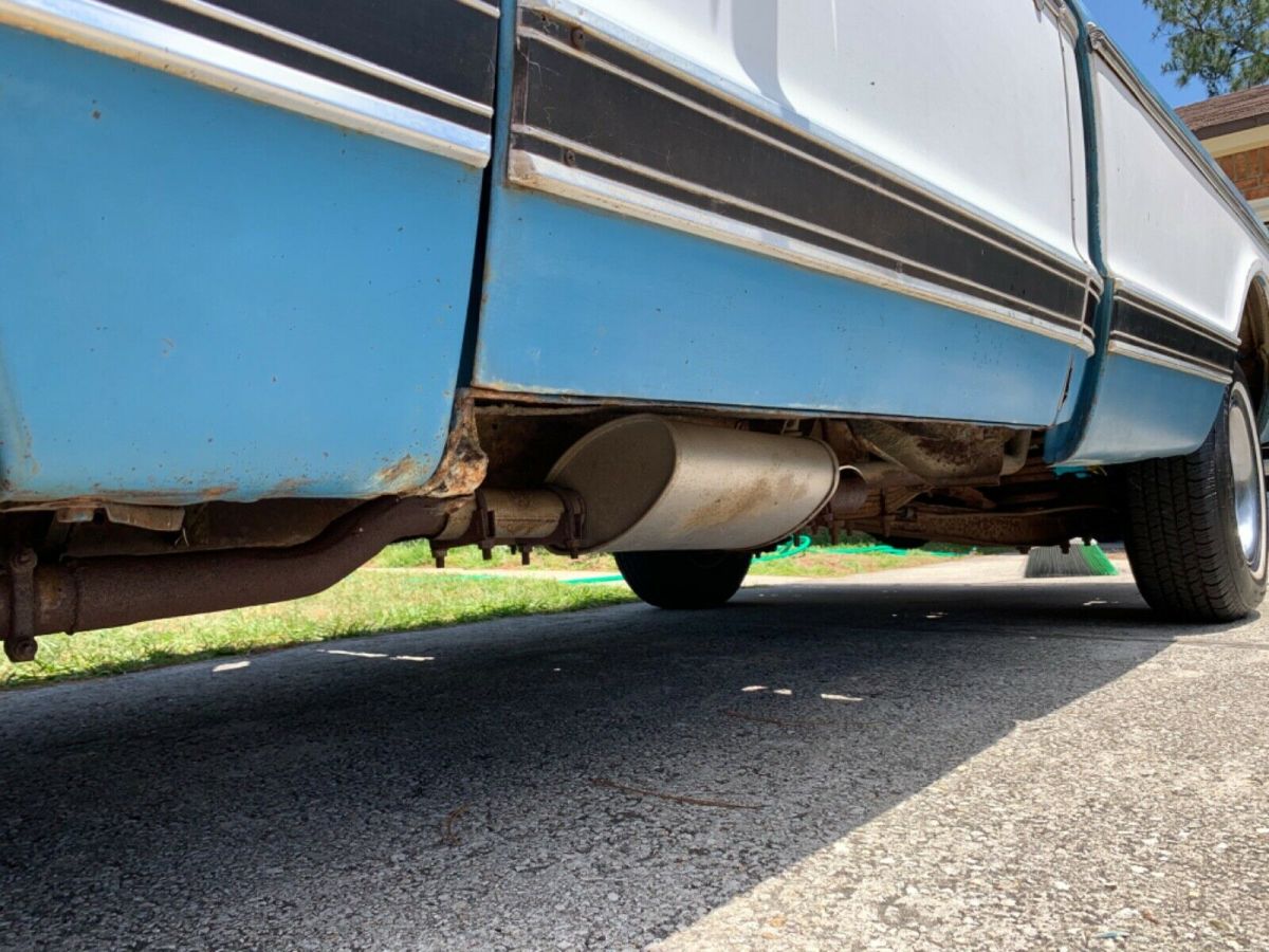 1972 Blue Chevrolet C-10
