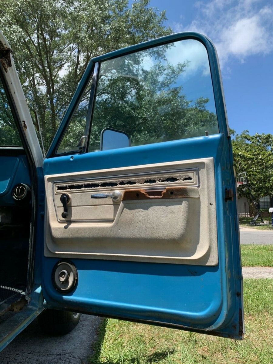 1972 Blue Chevrolet C-10