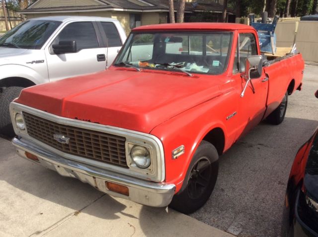 1972 Red Chevrolet C-10