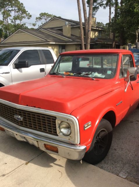1972 Red Chevrolet C-10