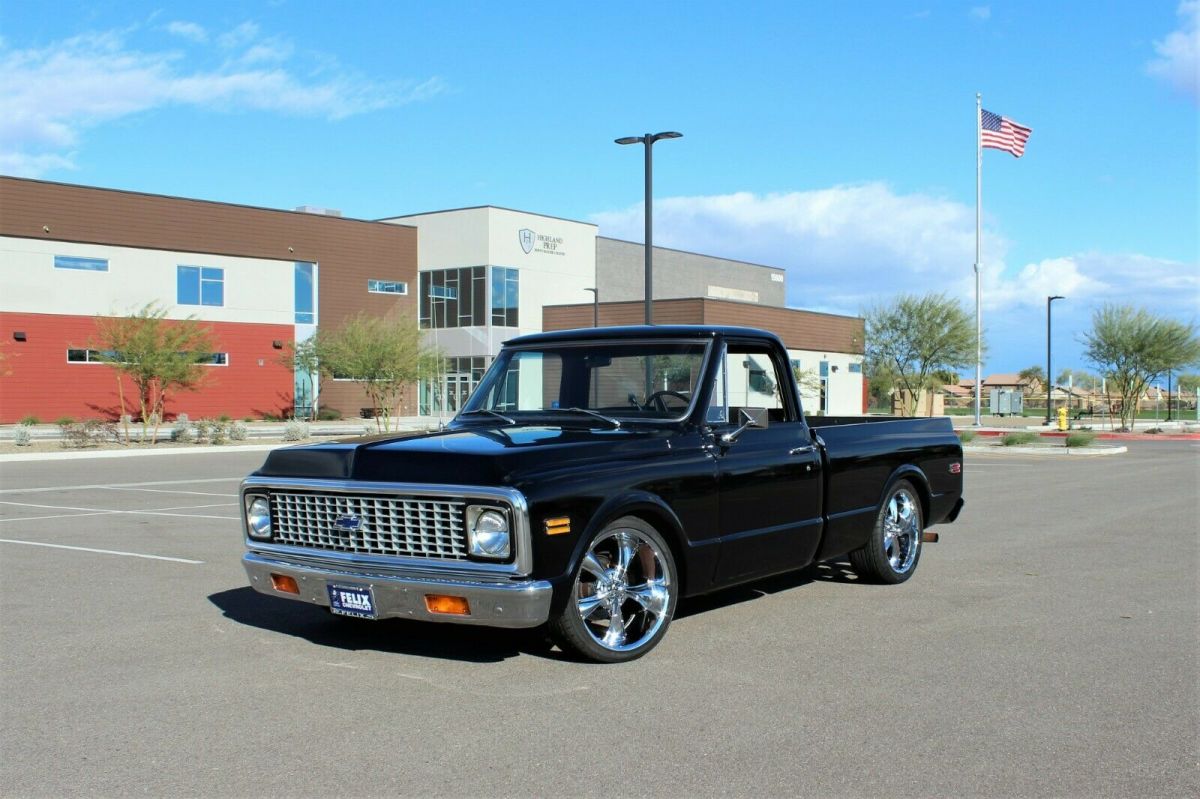 1972 Black Chevrolet C-10