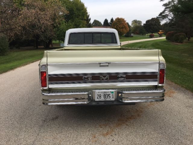 1972 Olive green/white Chevrolet C-10 Long bed