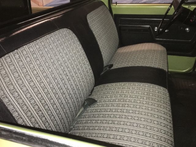 1972 Olive green/white Chevrolet C-10 Long bed