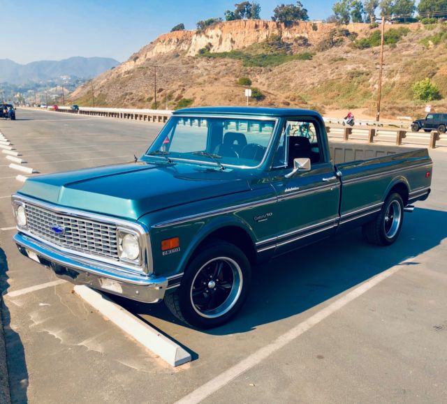 1972 Green Chevrolet C-10 Pickup