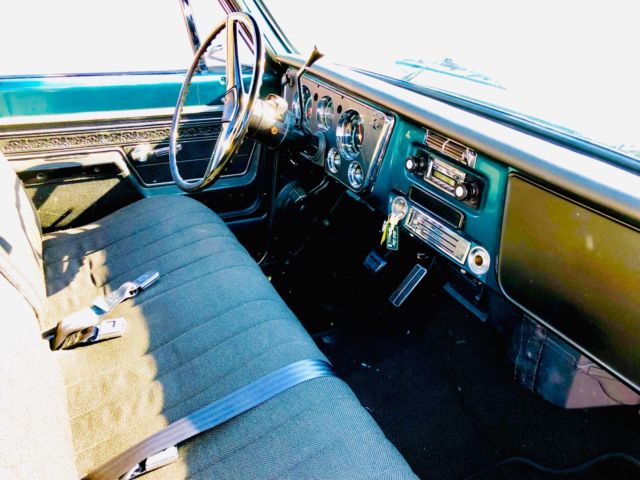 1972 Green Chevrolet C-10 Pickup