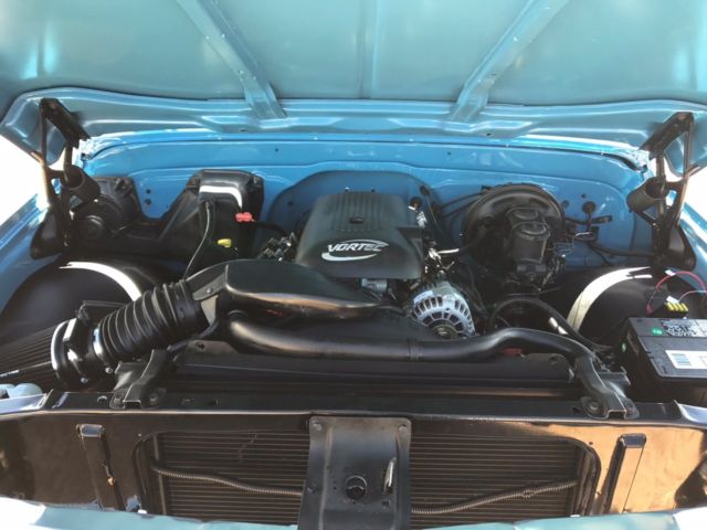 1972 Blue Chevrolet C-10 Standard Cab Pickup