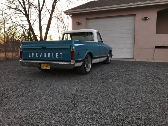 1972 Blue Chevrolet C-10 Standard Cab Pickup