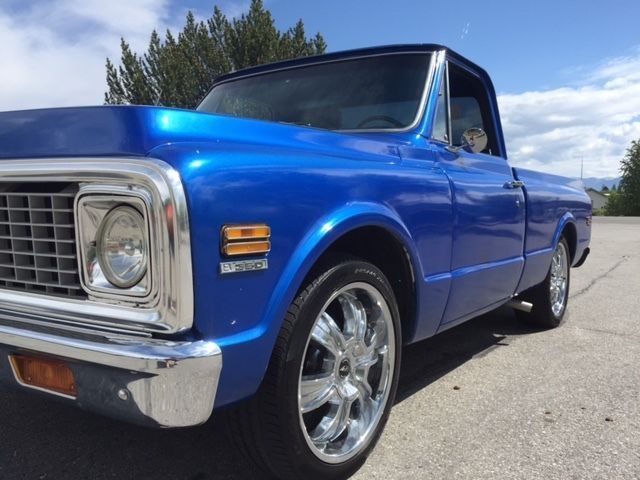 1972 Blue Chevrolet C-10 Standard Cab Pickup
