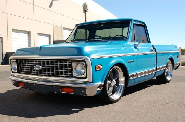 1972 Blue Chevrolet C-10 Standard Cab Pickup